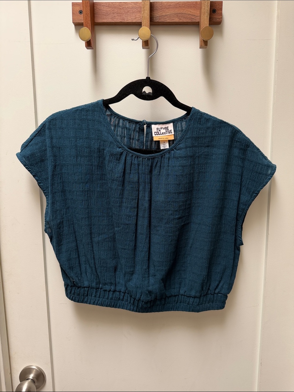 Future Collective Teal Short-Sleeve Cropped Top Size Medium
